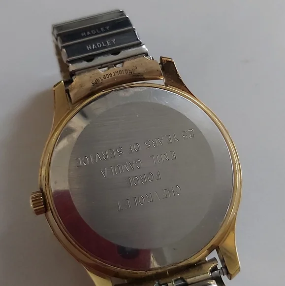 Omega Gold Quartz Watch - Picture 8 of 15
